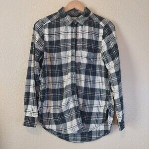 American Eagle Black and White Flannel Shirt Sz S